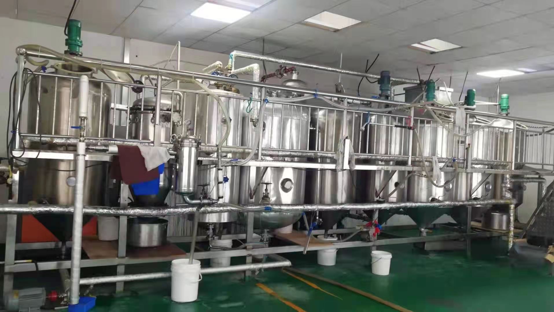 杭州1噸不銹鋼菜籽油精煉設(shè)備